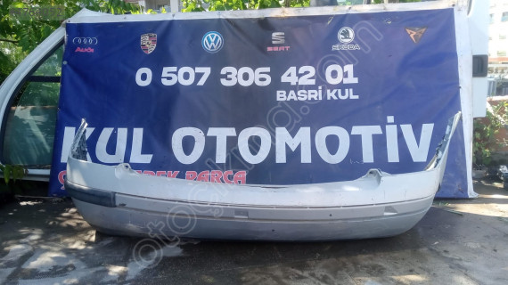 96.2000 passat b5 arka tampon