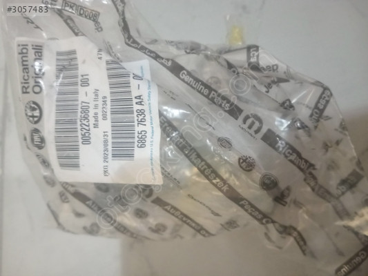 Fiat egea kapi arka sağ alt mentese 52236807 52032098