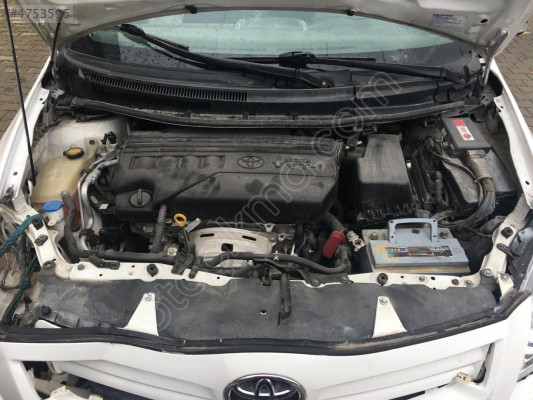 Toyota Auris kapı döşemeleri