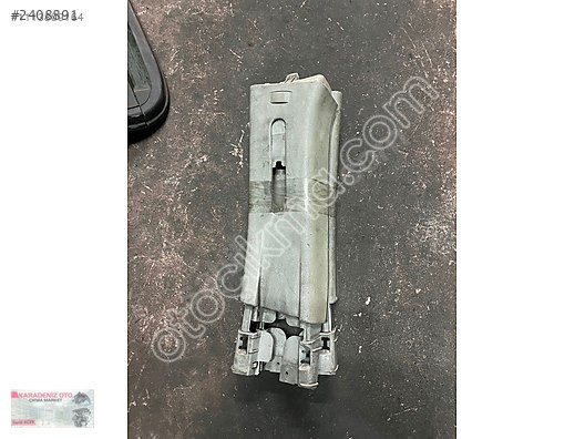 CİTROEN BERLİNGO ORTA DİREK PLASTİĞİ