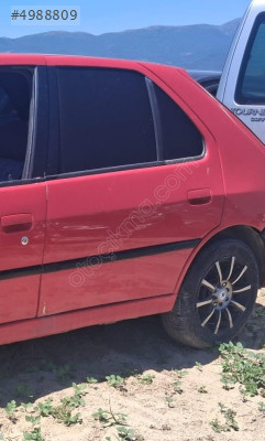 PEUGEOT 306 SOL ÖN KAPI ÇIKMA