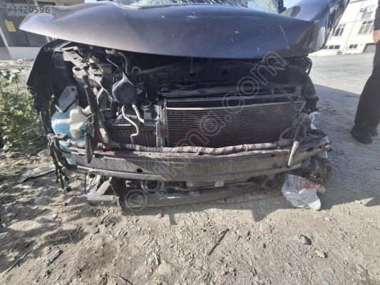 NİSSAN QASHQAİ J11 ORTA KONSOL