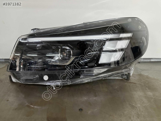 OPEL ZAFİRA SOL ÖN FAR