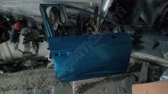 Seat Leon sağ ön kapl