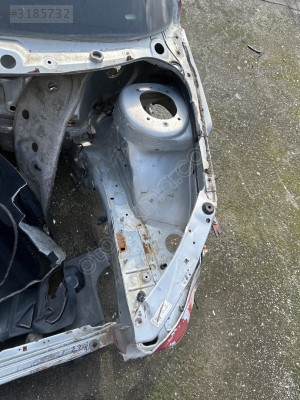 Peugeot 206 sol ön podye
