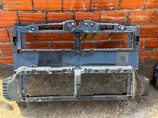 FORD FOCUS ÖN PANEL