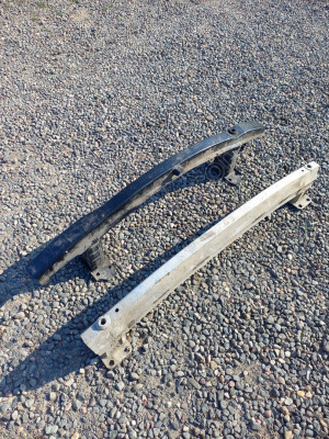 Porsche Cayenne Ön - Arka Tampon Demiri
