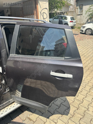 NİSSAN QASHQAİ SOL ARKA KAPI