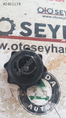 Audi A4 2014 stepne sabitleme somunu