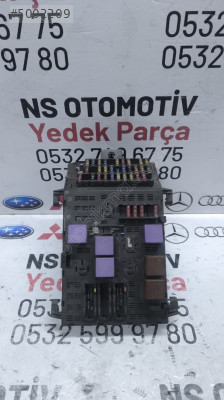 RENAULT LAGUNA 2.0 SİGORTA KUTUSU