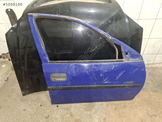 ÖZMEN OPEL CORSA B COMBO SAĞ ÖN KAPI