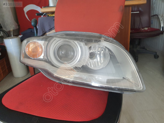 AUDİ A4  BİZENON SAĞ ÖN FAR 8E0941030