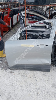 FORD KUGA SOL ÖN KAPI ORJİNAL ÇIKMA 2019-22