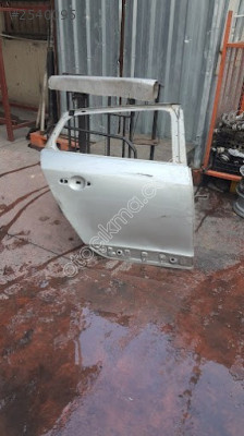 RENAULT MEGANE 3 STW  SAĞ ARKA KAPI