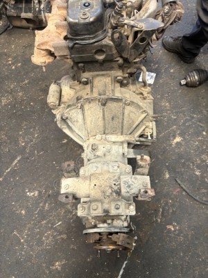 Isuzu NPR 3.9 şanzıman