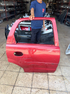 2001 2005 Opel Corsa c çıkma arka sağ kapı