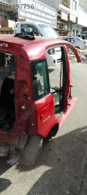 FİAT PANDA SAĞ ARKA ÇAMURLUK