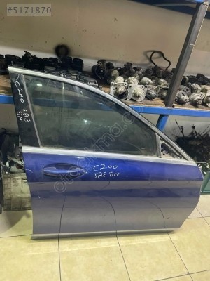 MERCEDES C200 SAĞ ÖN KAPI
