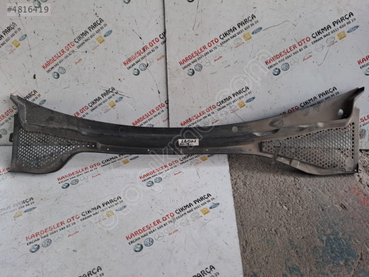 Seat leon ön cam elegi ızgara
