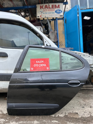 ORİJİNAL MEGANE 1 SOL ARKA DOLU KAPI