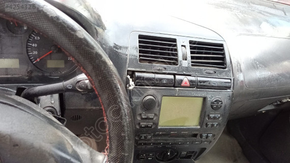 seat ibiza teyp çerçevesi