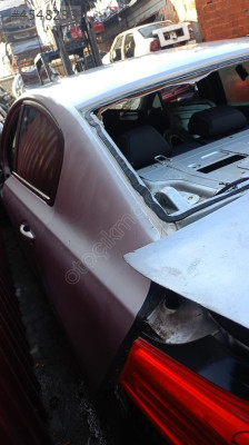 peugeot 508 sol arka çamurluk çeyrek