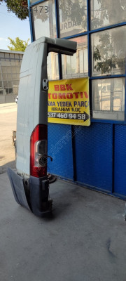 Peugeot boxer sol arka köşe