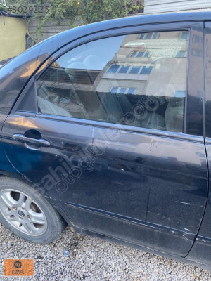 KIA CERATO SAĞ ARKA KAPI ORIJINAL ÇIKMA
