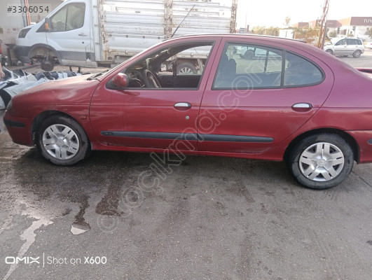 Renault Megane 1 sol ön kapı