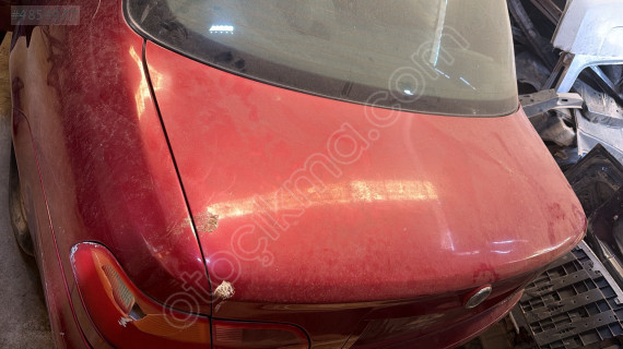 Fiat palio bagaj kapağı