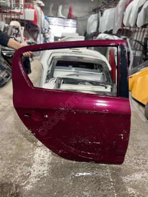2011 2014 Model Hyundai i20 çıkma arka sağ kapı