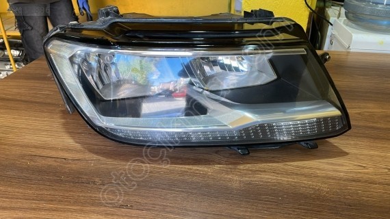 VOLKSWAGEN TİGUAN SAĞ FAR