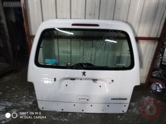 Peugeot Partner bagaj kapısı
