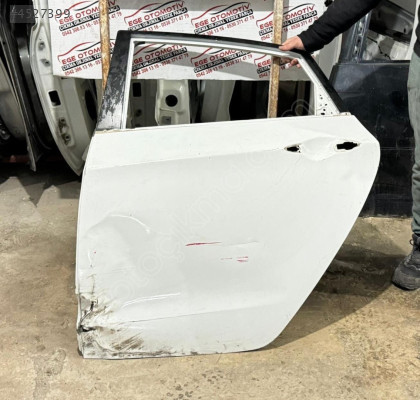 2013/2017 HYUNDAİ İ30 BEYAZ SOL ARKA KAPI ORJINAL