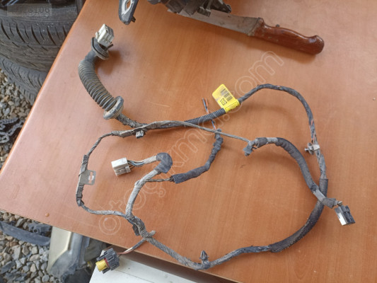 Hyundai Accent Blue Sağ Arka Kapı Tesisatı