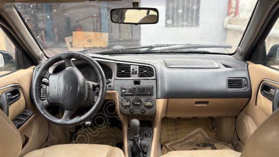 2000 model nissan primera göğüs
