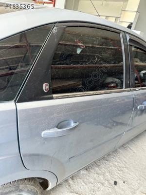 2007 FORD FOCUS SAĞ ARKA KAPI