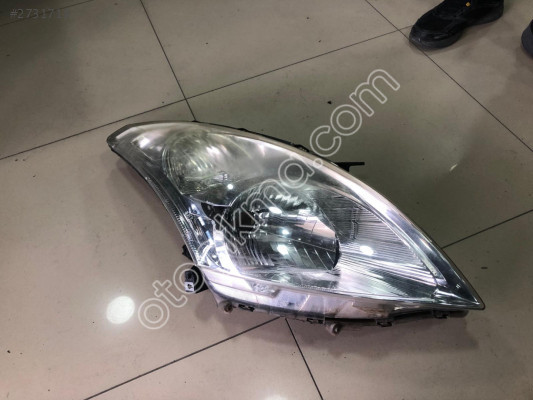 SUZUKİ SWİFT SAĞ FAR