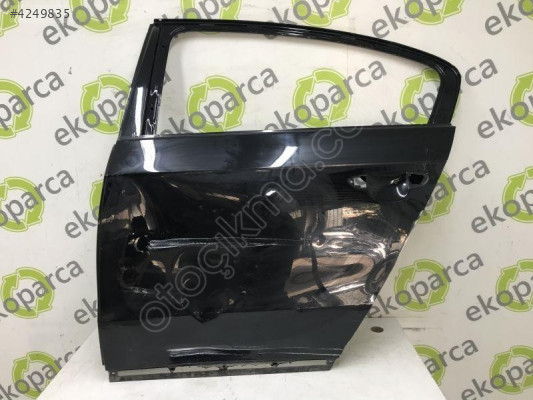 VOLKSWAGEN PASSAT 2011 2015 SOL ARKA KAPI 3AE833055