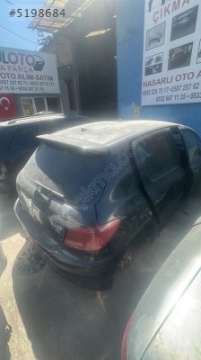 peugeot 307 sağ ön  kapı sol ön kapı sol arka kapı bagaj kaput