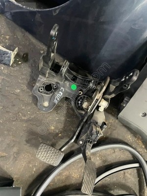 CHEVROLET CRUZE 1.6 PEDAL SET
