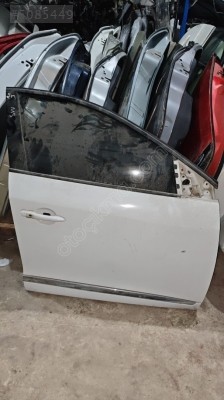 Megan 3 sağ ön kapı