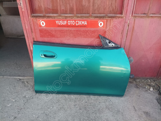 MAZDA LANTİS 1998 MODEL SAĞ ÖN KAPI DOLU TEMİZ ORJİNAL