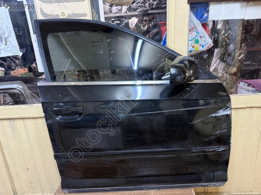 AUDİ A3 SAĞ ÖN KAPI CAMI 2004-2010 MODEL ORJİNAL ÇIKMA