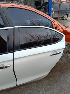 Honda City sol arka kapı