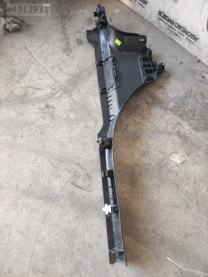 9816396377  Opel combo E pilastik