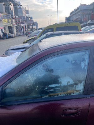 RENAULT LAGUNA 1 SOL ÖN KAPI CAMI