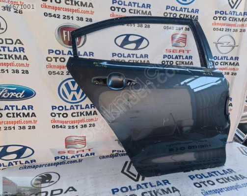 Toyota Corolla sağ arka kapı