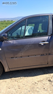 RENAULT SCENİC 2 SOL ÖN KAPI ÇIKMA