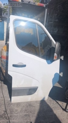 RENAULT MASTER4 SAĞ ÖN KAPI OTO FEDAİ